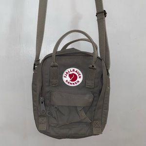 Fjallraven Kanken Crossbody Sling Bag - Fog Gray